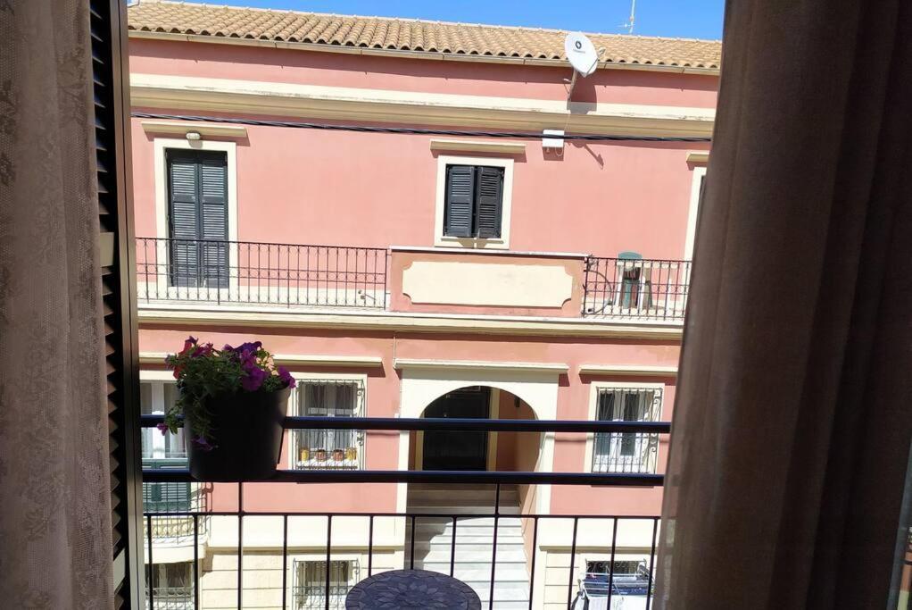 Xenofon's Cozy Corfu (city)